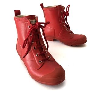 HUNTER Kids Boots US 1M/2F UK 13 EU 32 - Red